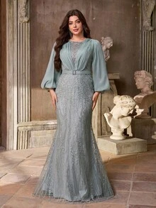 Aureia فستان أنيق وفاخر بأكمام فانوس مطرز بترتر رمادي أخضر، بخصر مزين بحزام ترتر وذيل مرمر مناسب لحفلات المساء، حفلات العزاب، المواعدة، الحفلات الرسمية، حفلات التخرج، الزفاف (ثقيل الوزن)