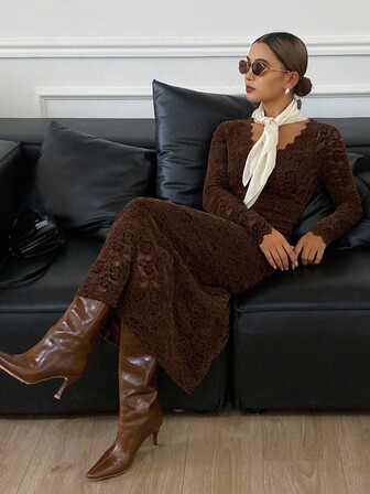 DAZY Elegantes figurbetontes Kleid mit Spitze in Unifarbe, figurbetontes Midikleid mit V-Ausschnitt und Langarm für Damen, Herbst/Winter