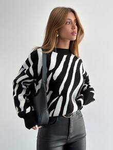 EURMUSE Women Knitted Sweater - Black and White - View 6