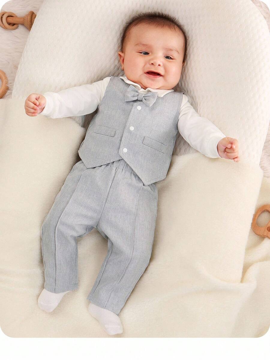 SHEIN 男嬰前蝴蝶結假兩入組T恤和褲子