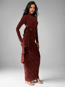 MISSGUIDED Vestido midi de punto texturizado con corte lateral y lazo, de manga larga, para fiestas de otoño e invierno, ceñido al Body, con cuello alto y que favorece la figura - Marrón - Ver 1