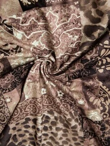 SHEIN VCAY Plus Size Women Casual Bohemian Paisley Print Round Neck Long Sleeve Pullover T-Shirt, Versatile For Holiday & Daily Wear, Autumn/Winter