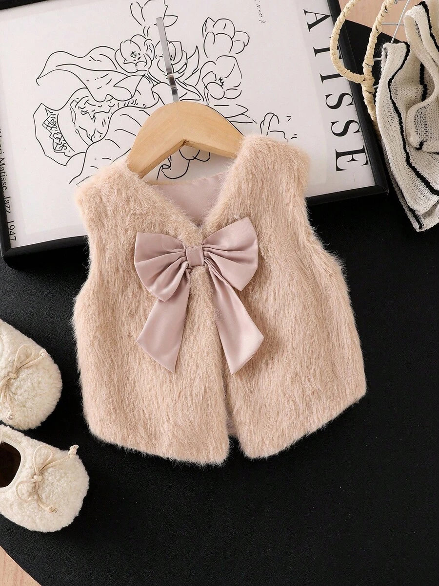 SHEIN 女童可爱休闲毛绒蝴蝶结装饰无袖简约秋冬杏色背心夹克 - 棕色 - 查看 1