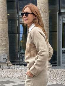 Vivie Lora Women's Plaid Contrast Color Round Neck Loose Fit Long Sleeve Sweater - Khaki - View 8