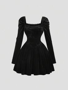 Sweetra 女士新款春秋通勤、日常、旅行、活动、宴会天鹅绒拼布压花天鹅绒优雅小黑裙，方领荷叶边长袖收腰褶皱 A 字迷你连衣裙 - 黑色 - 查看 1