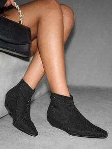 CUCCOO SZL Bottes cheville et bottines courtes pour femmes à bout carré, talon compensé, entièrement ornées de strass. Glamour et sexy pour les fêtes et les mariages