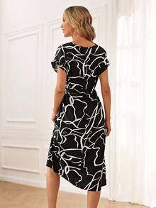 Miaspire Graphic Print Batwing Sleeve Belted Dress - Black and White - View 2