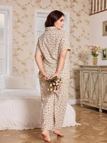 CottageSlumber Bộ đồ ngủ hở trước cổ xếp nếp họa tiết hoa cỡ lớn - Nhiều màu - Xem 2