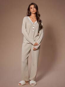 Lazeform 女士针织提花休闲条纹半拉链长袖上衣和裤子家居服套装，舒适保暖，秋冬服装 - 卡其色 - 查看 6