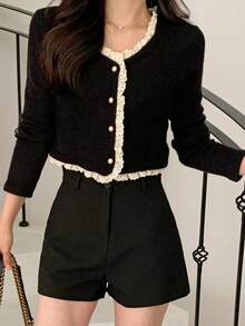 DAZY 女士蕾丝拼布V领长袖时尚短款T恤 - 黑色 - 查看 5