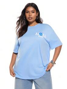 SHEIN EZwear 母亲节加大码字母与花朵图案圆领短袖 T 恤，休闲宽松加大码套头衫，适合春夏季海滩 - 淺藍色 - 查看 2