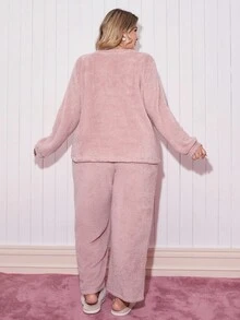 SweetSlumber Plus Size Sweet And Cute Embroidered Bow Princess Cat Thickened Two-Piece Comfortable Cozy Pajama Set, Winter Clothes, Fluffy - Pink - View 2