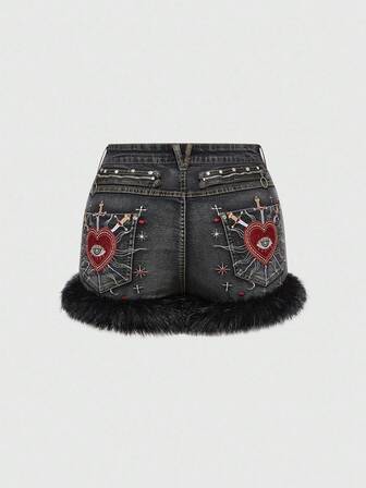 Fairycore Plus Size Gothic Retro Heart Embroidery Rhinestone Teardrop Star Denim Shorts, Autumn/Winter Plus Size Women Gothic Style Jeans, Plus Size Women's Streetwear Sexy Jeans, Casual Women Bottoms, Music Festival, Back To School, Party Sexy Jeans, Plus Size Women Denim Shorts