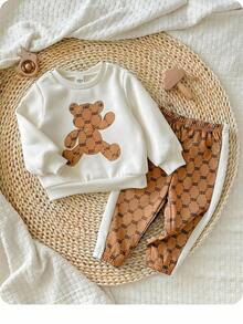 SHEIN 新生男婴休闲可爱卡通图案长袖卫衣和裤子套装，秋冬 - 彩色 - 查看 9