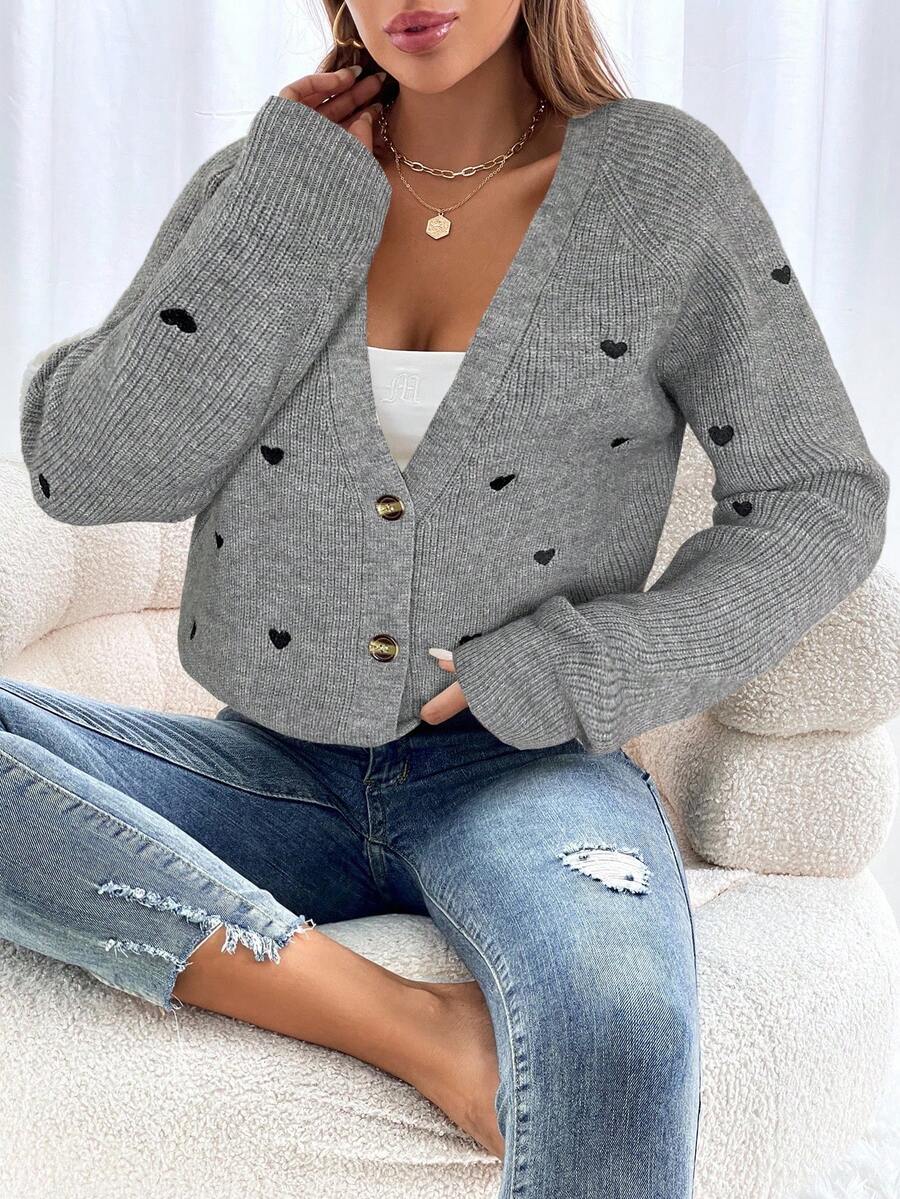 SHEIN Frenchy 愛心刺繡V領前開鈕扣休閒長袖針織外套，秋冬款 - 灰色 - 查看 1