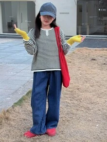 DAZY Girls Striped Crew Neck Pullover Sweater, Fall - Black and White - View 2