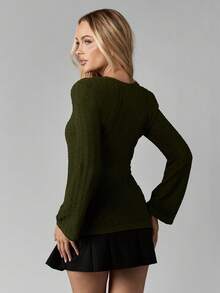 MISSGUIDED Top de manga larga con textura y fruncido lateral, de tela acanalada elegante, cuello redondo, para uso profesional de oficina, ideal para capas en invierno y otoño, prenda básica esencial - Verde Oscuro - Ver 2