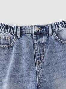 SHEIN Tween Girls Loose Fit Distressed Jeans, Light Blue Denim, Y2K Aesthetic, Casual & Comfortable, Suitable For School, Outings, Parties, Travel, Back To School Season, New Autumn Collection Tweens Distressed Wide Leg Jeans Tweens Distressed Wide Leg Jeans Tweens Wide Leg Jeans Girls Distressed Wide Leg Jeans Baggy Jeans For Teen Girls Teen Girls Baggy Jeans - Medium Wash - View 5