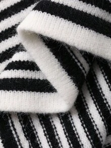 DAZY Girls Striped Crew Neck Pullover Sweater, Fall - Black and White - View 8