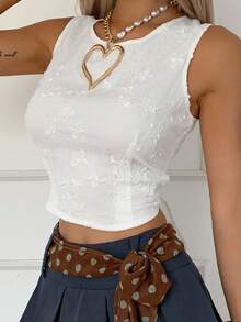 DAZY Áo kiểu nữ hở lưng, chất liệu vải hoa văn, cổ tròn, ôm dáng, thích hợp mặc đi lễ hội. - trắng - Xem 4