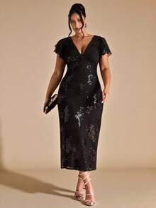 SHEIN BAE Plus Size Solid Pink Rhinestone & Sequin Floral Backless Mini Dress, Beach Vacation Dress, Sexy Backless Elegant Sweet Dress, Graduation Dress New  Fall Fashion Clothes For Women,Autumn Outfits Women Plus Size,Valentine's Day,Valentine Outfits For Women - Pink - View 4