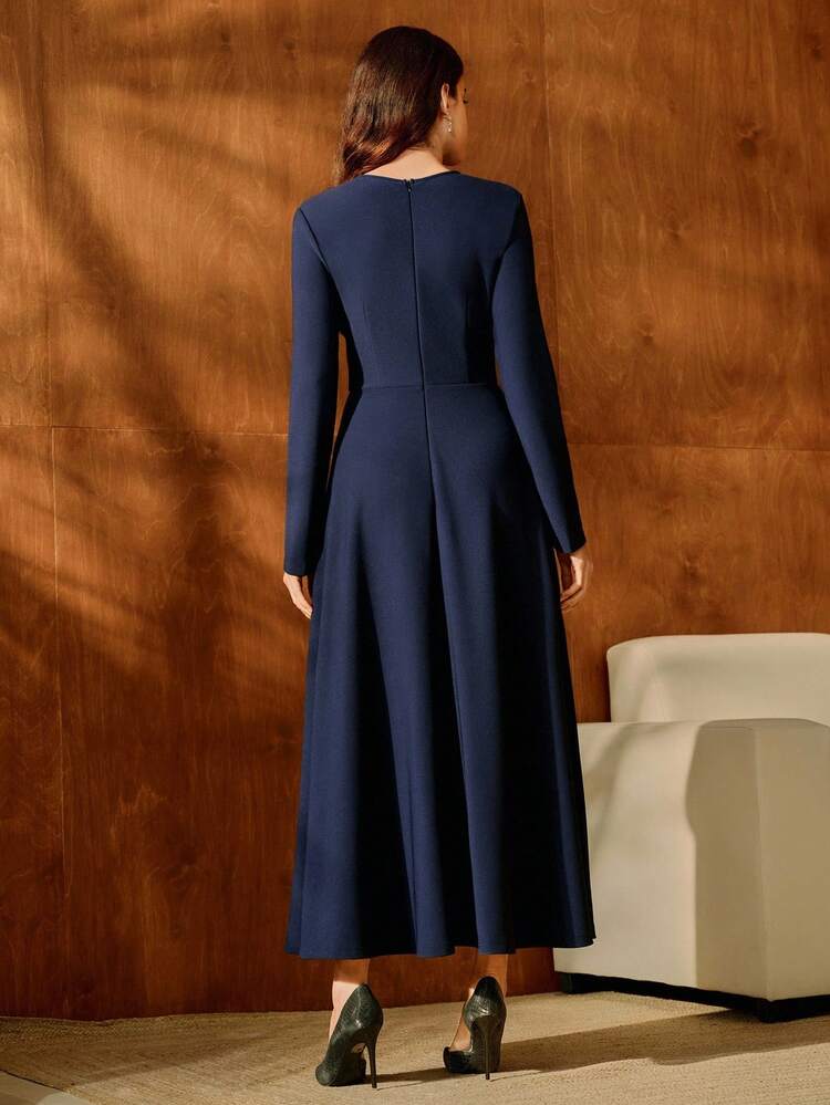 Women's Elegant Floral Lace Patchwork A-Line Dress, Navy Blue Round Neck Long Sleeve Waist Cinched Minimalist Dress For Dates, Autumn