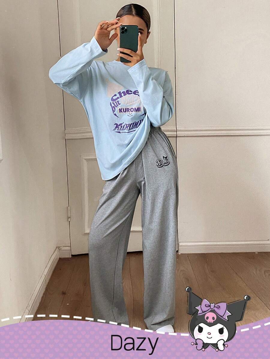 DAZY HELLO KITTY AND FRIENDS | SHEIN 女士休闲宽松字母印花长袖上衣和裤子睡衣套装，秋季、秋冬季服装 - 淺藍色 - 查看 1