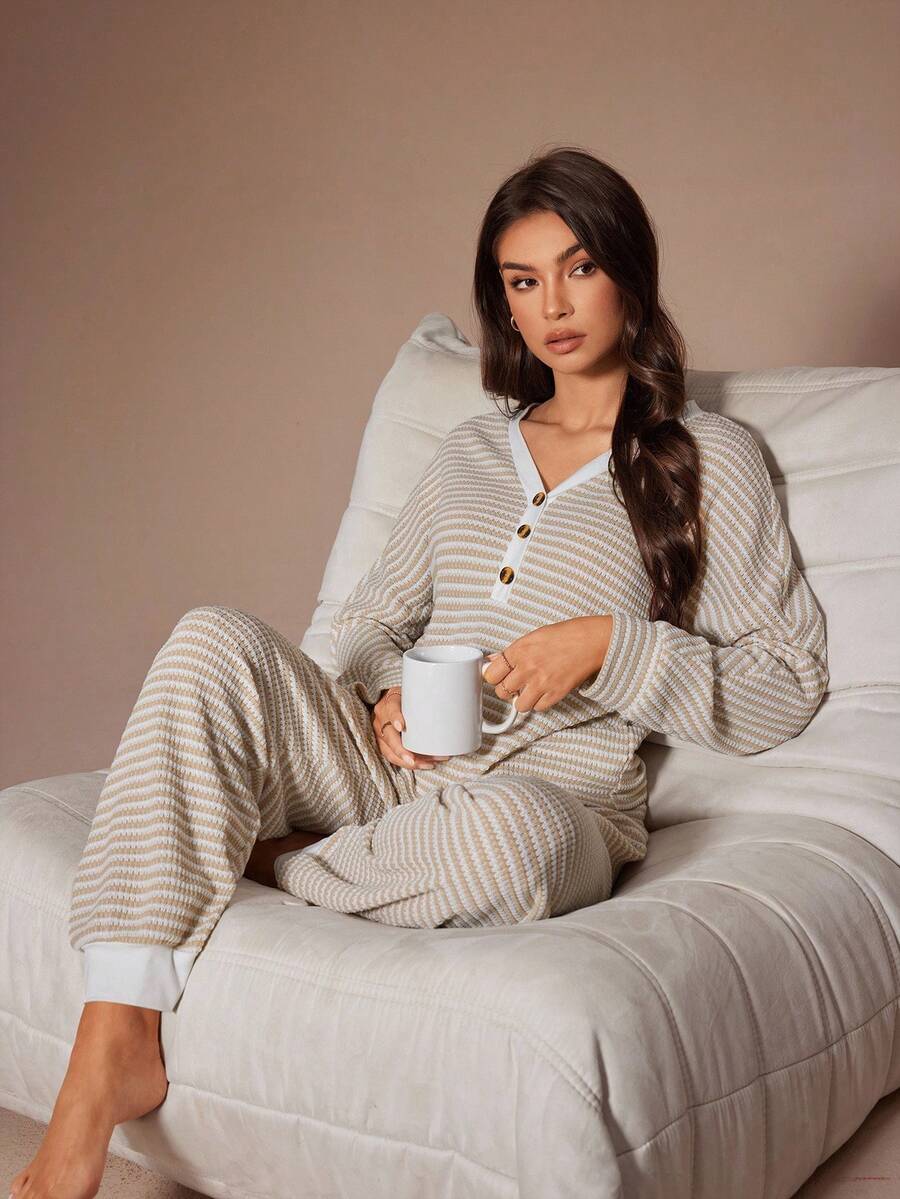 Lazeform 女士针织提花休闲条纹半拉链长袖上衣和裤子家居服套装，舒适保暖，秋冬服装 - 卡其色 - 查看 1