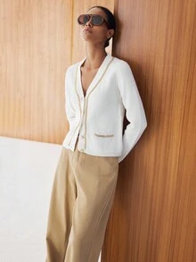 Lumivelle Women's Metal Chain Decor Heart Metal Button White Knitted Cardigan, Autumn/Winter