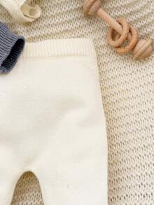 SHEIN Neugeborenen Baby Lässig Langarm-Oberteil, Hose und Mütze Komplett-Set für Herbst und Winter, Mädchen