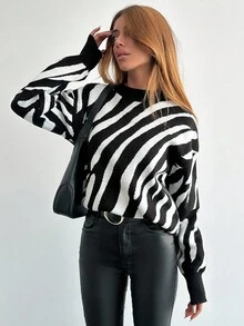 EURMUSE Women Knitted Sweater - Black and White - View 5