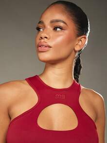 MISSGUIDED Racerback Athletic Performance Tank Top Workout Crop Top Moisture Wicking Exercise Training Fitness Sports Yoga Tank Cut Out Design Slim Fit Active Wear - Burgundy - View 3