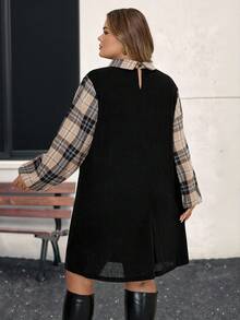 SHEIN CURVE+ Plus-Size Women's Winter Casual Checkered Floral A-Line Dress