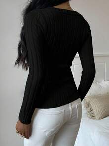 SHEIN EZwear Women's Cartoon Bear Pattern V-Neck Long Sleeve Sweater, Autumn/Winter Cute Long Sleeve Tops Knitted Tops For Women,Fall Cute Black Tops Black Long Sleeve Knitted Tops - Black - View 2