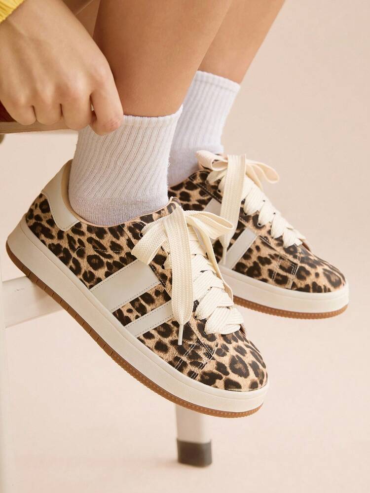 CUCCOO EASI Women's Fashionable Retro Casual Leopard Print Sneakers