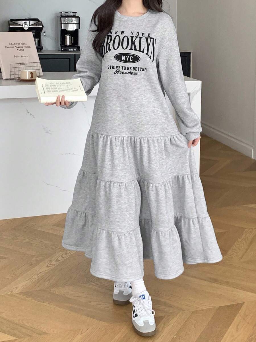 少女休闲宽松圆领落肩保暖内衬褶皱下摆连衣裙，返校季，适合秋冬季节，灰色长裙，少女长裙，青少年连衣裙，休闲连衣裙