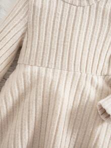 Babygirl 秋冬可爱针织弹力杏色高领长袖连衣裙 - 杏色 - 查看 4