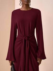 Zivah 2025夏初秋新款，适合生日派对，毕业季，日常出游，百搭，休闲度假，邮轮旅行，沙滩海边沐浴阳光，网络热销，休闲优雅，通勤派对，圆领，长袖，喇叭袖口，腰带设计，修身超长连衣裙，女士棕色长裙-A - 酒紅色 - 查看 6