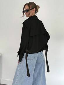 Siren Gaze Áo khoác trench coat cài nút rút dây trơn màu dành cho nữ - màu đen - Xem 2