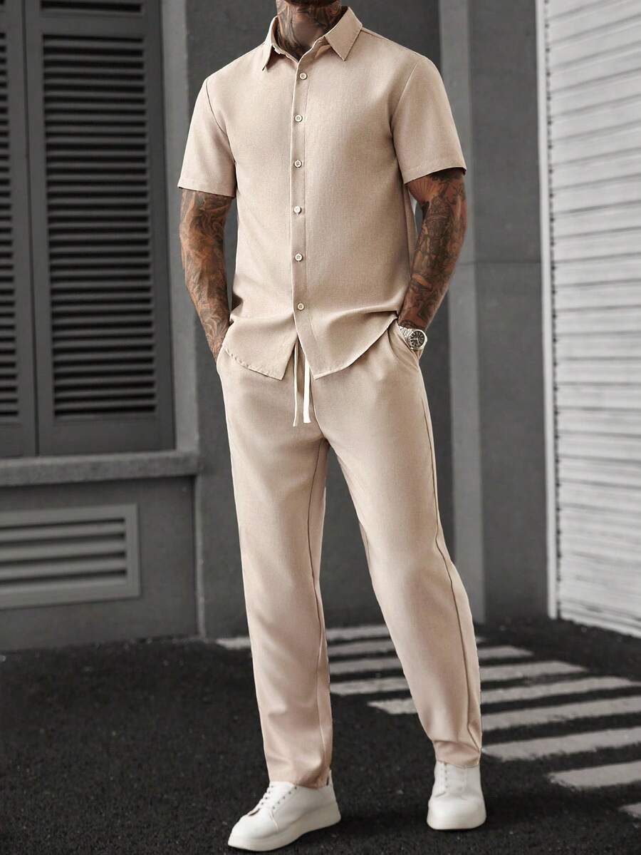 Manfinity CasualCool 2件套男士休闲撞色短袖T恤和裤子套装 - 杏色 - 查看 1