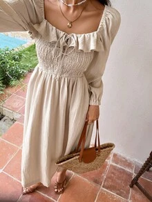 SHEIN Frenchy Đầm dài tay dáng suông, viền bèo nhún màu trơn, thường ngày cho kỳ nghỉ của phụ nữ - Màu be - Xem 6