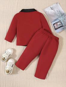 Bộ vest trang trọng 2 món cho bé trai, áo khoác ve áo phối màu có túi giả và quần cạp chun, phù hợp cho bé từ 6 tháng đến 3 tuổi, trang phục trang trọng cho đám cưới, biểu diễn, tiệc tùng, sinh nhật, giáng sinh, tốt nghiệp - Màu Đỏ Sâu - Xem 2