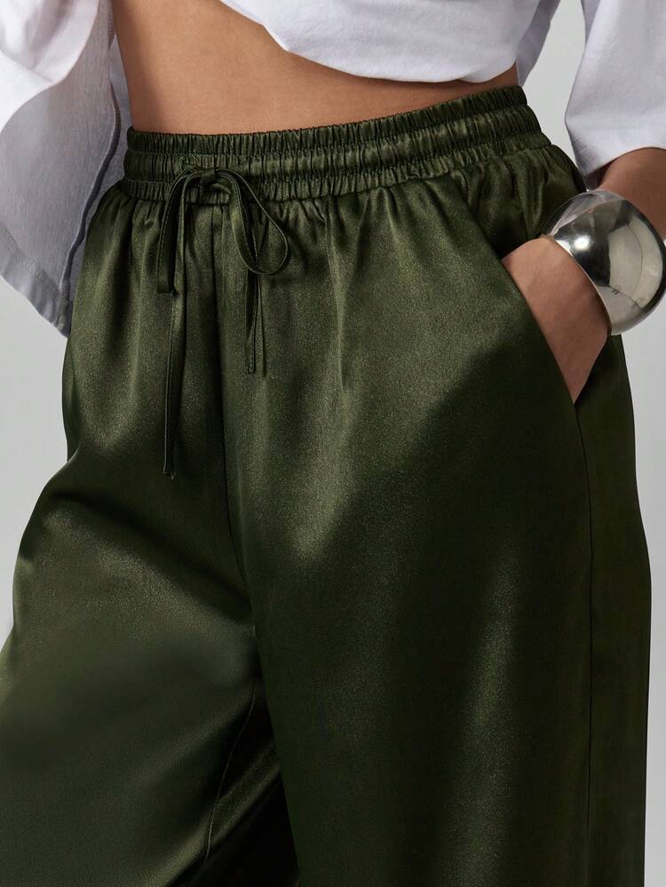 MISSGUIDED Luxurious Wide Leg Satin Palazzo Pants High Waisted Elegant Evening Lounge Wear Flowy Formal Special Occasion Trouser With Drawstring Waist