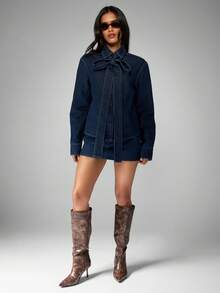 MISSGUIDED 棉质长袖牛仔衬衫，领结细节，宽松现代时尚深色水洗优质纽扣领口个性衬衫，秋冬时尚休闲 - 藍色 - 查看 3