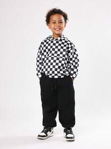 SUMWON Kids Checkerboard Pattern Hoodie And Jogger Set Fall Winter Matching Outfit With Drawstring Centre Pocket Casual Streetwear - Black - View 7