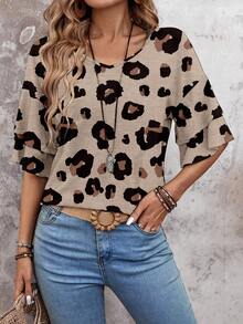 EMERY ROSE Tee-shirt ample et décontracté pour femmes grandes tailles, col V, manches courtes, avec ourlet à volants. Convient pour l'été, la Fête des Enseignants, la rentrée scolaire, les festivals de musique