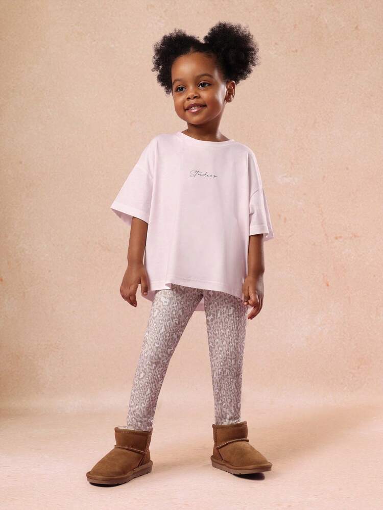 Oversized T-Shirt With Leopard Print Leggings
