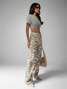 MISSGUIDED Cotton Wide Leg Zebra Print Denim Jeans High Waisted Casual Fashion Animal Pattern Statement Pants Fall Winter Collection Modern Y2K Style