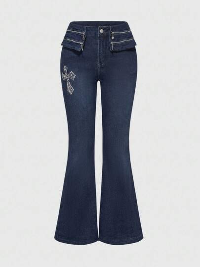 Grunge Punk Sous-culture Y2K Jeans ajustés évasés mi-longs avec clous en croix et patch pentagramme, pour femmes