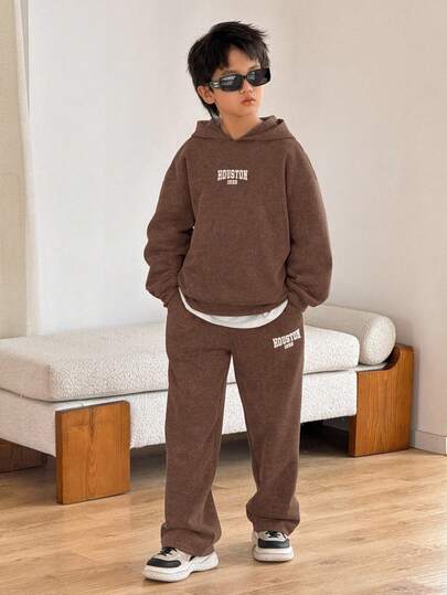 SHEIN 2 件青少年男童休闲街头时尚韩版雪花连帽运动衫和纯色松紧腰运动裤套装，适合返校、生日、迎婴派对、节日派对、秋冬季